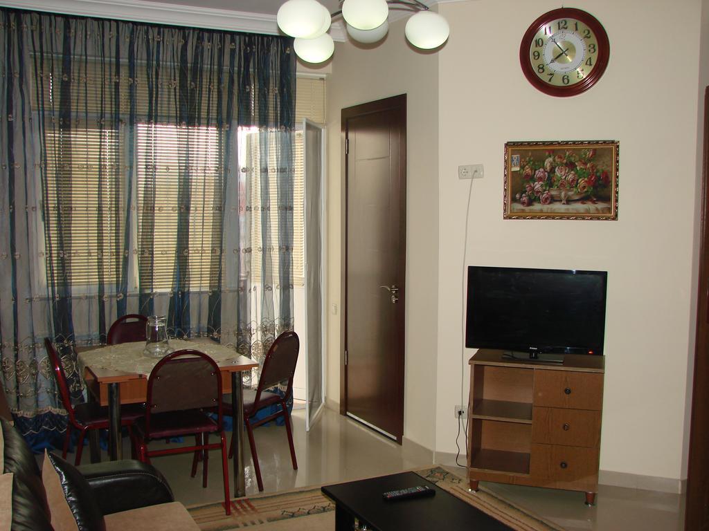 Gigi Apartments Batumi Exterior foto