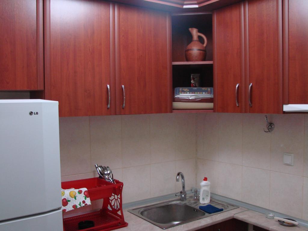 Gigi Apartments Batumi Exterior foto